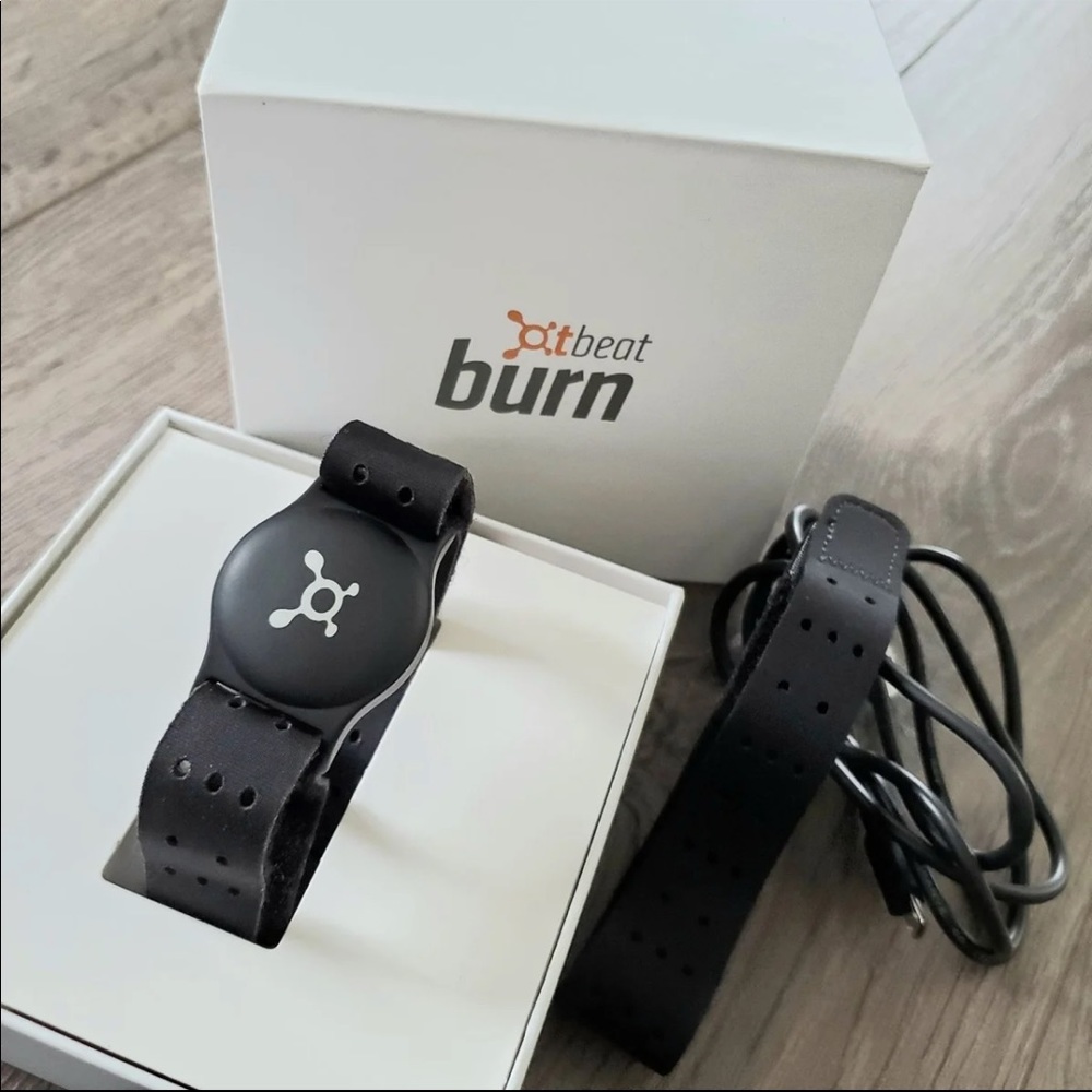 ORange Theory beat heart rate monitor
